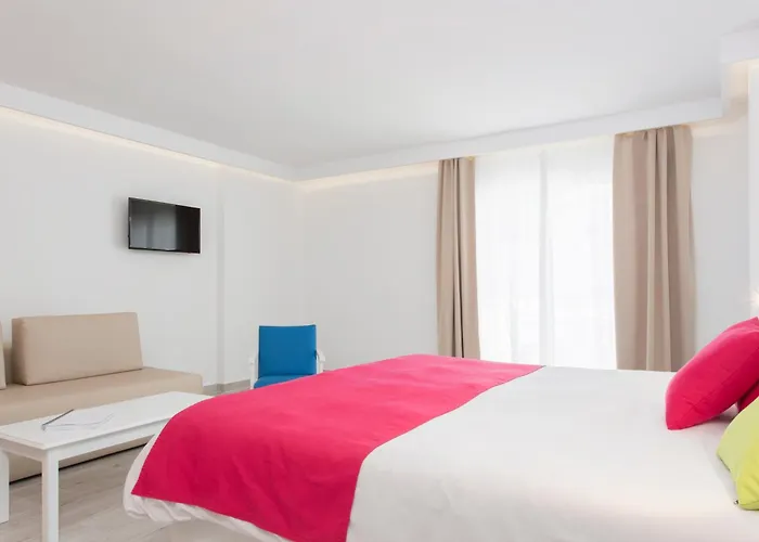 Hotel Guya Wave (adults Only)