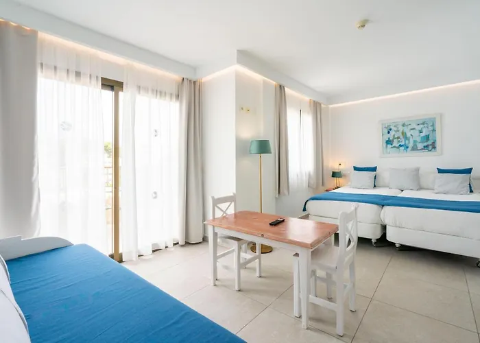 فندق Guya Wave (adults Only) 3*