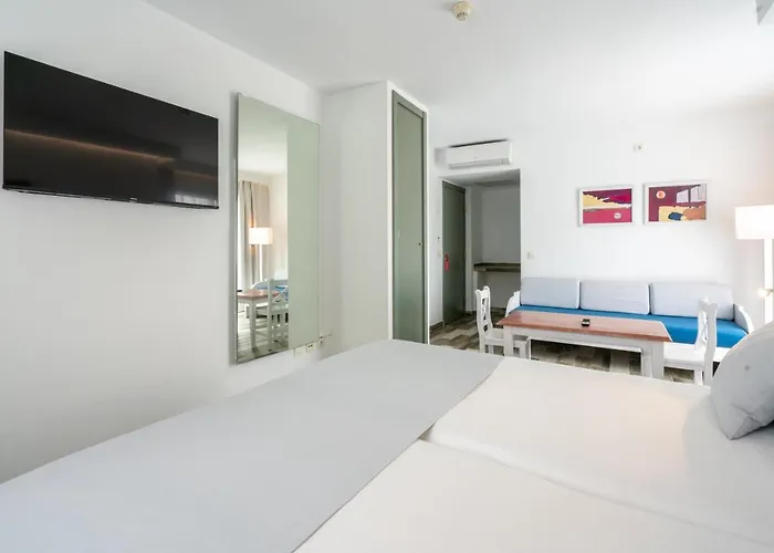 Guya Wave (adults Only) קאלה ראטג'אדה