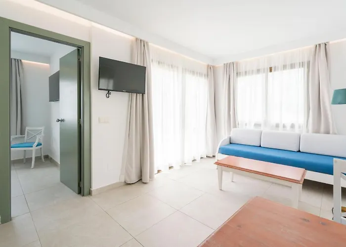 Guya Wave (adults Only) Szálloda 3*