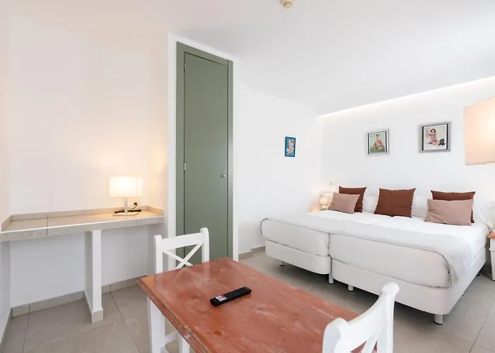 Отель Guya Wave (adults Only) 3*