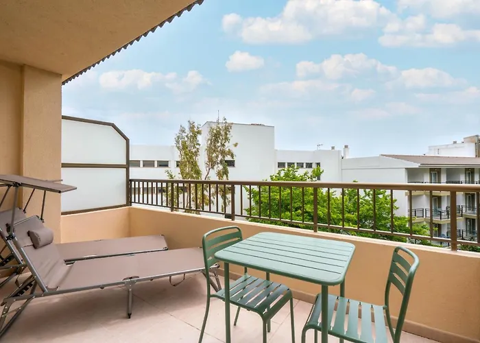 Guya Wave (adults Only) 3* Кала Ратьяда