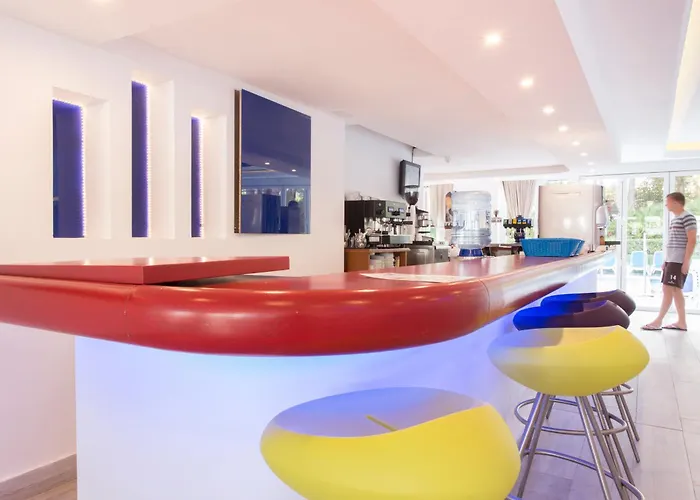 Guya Wave (adults Only) Szálloda 3*